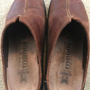 Mephisto mobils brown leather clog